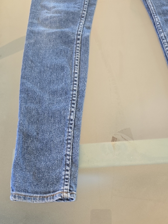 Roxy Light Blue Denim Jeans with Leather Logo Patch - Picture 12 of 12